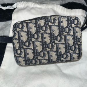 100% authentic Christian Dior mini belt bag